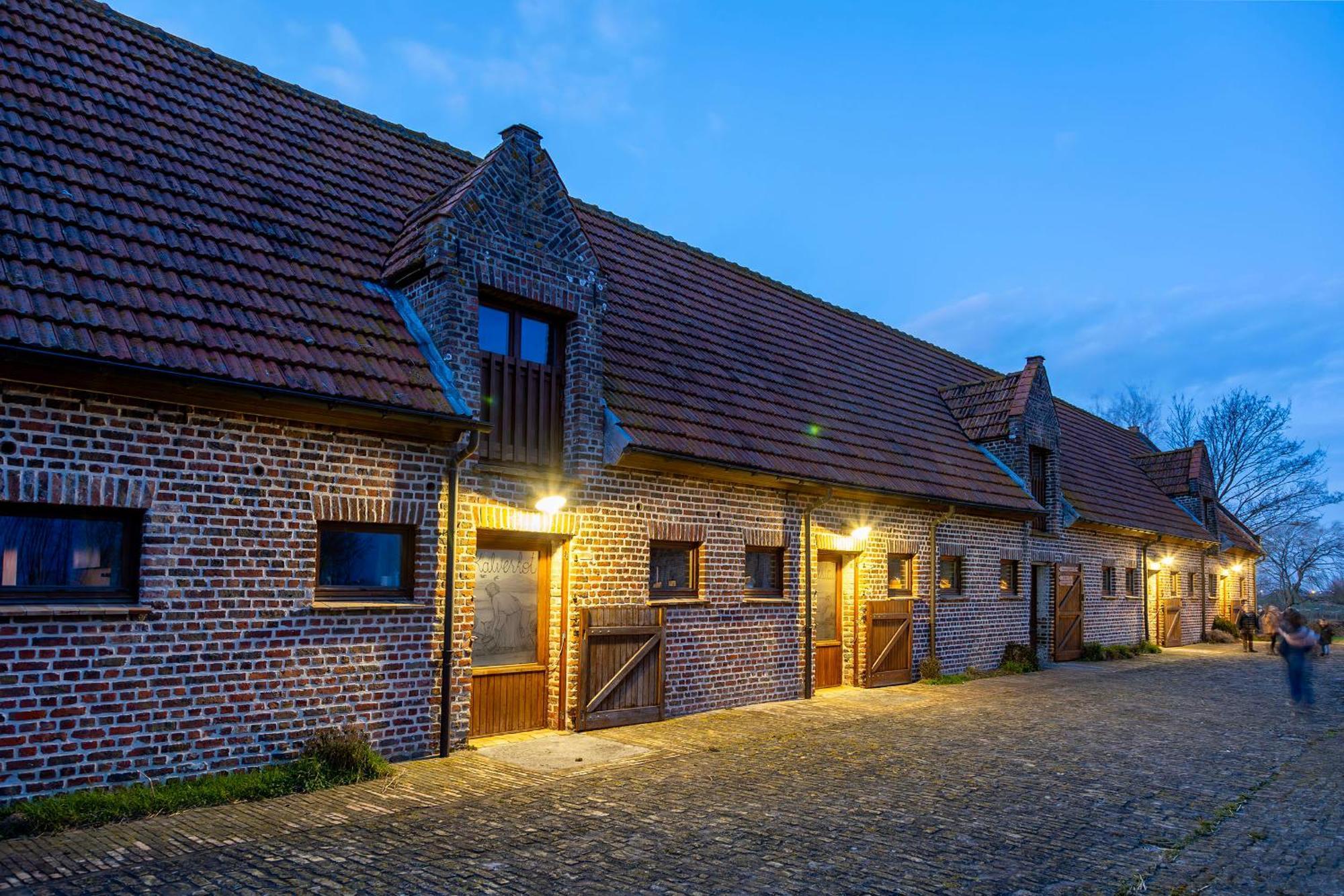 Holiday Home 'T Hof Der Witte Damen Veurne Exterior photo